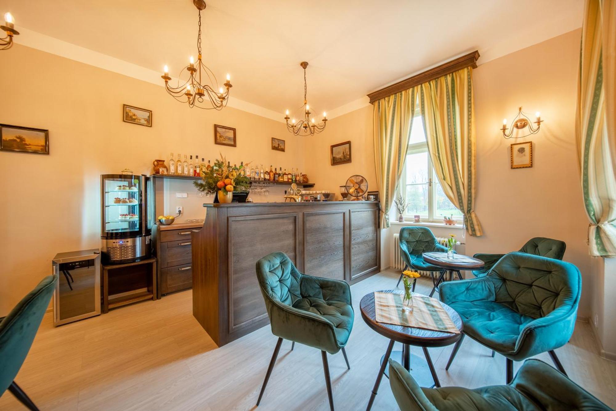 Hotel Zamecek Waldsteinovo Zatisi Svatoslav Zewnętrze zdjęcie